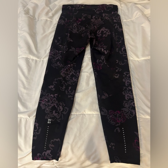 Zero Gravity Running Tight - Picture 7 of 8